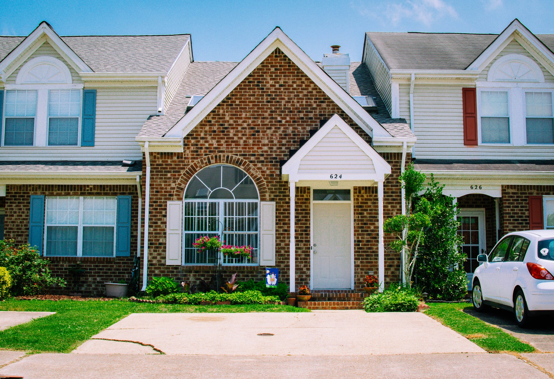 High-Ticket Home Listing